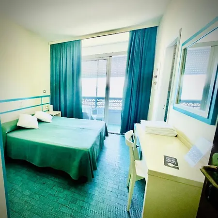 La Scogliera Hotel Cavi di Lavagna