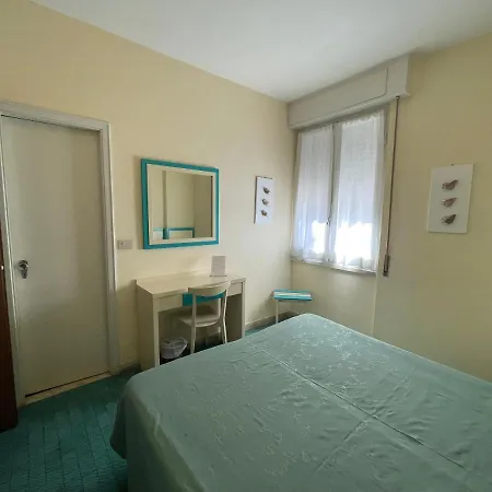 Hotell La Scogliera 2*