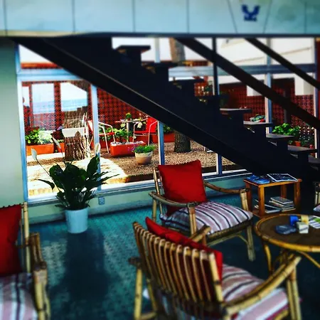 Hotel La Scogliera 2*