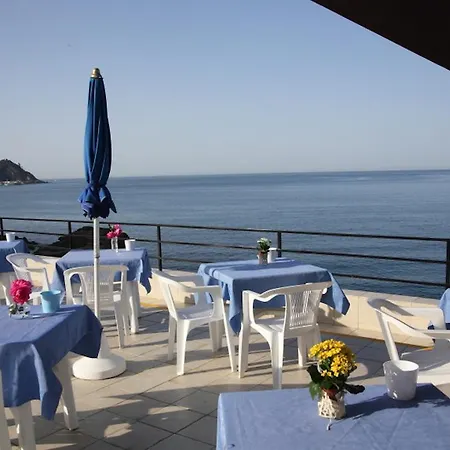 Hotell La Scogliera