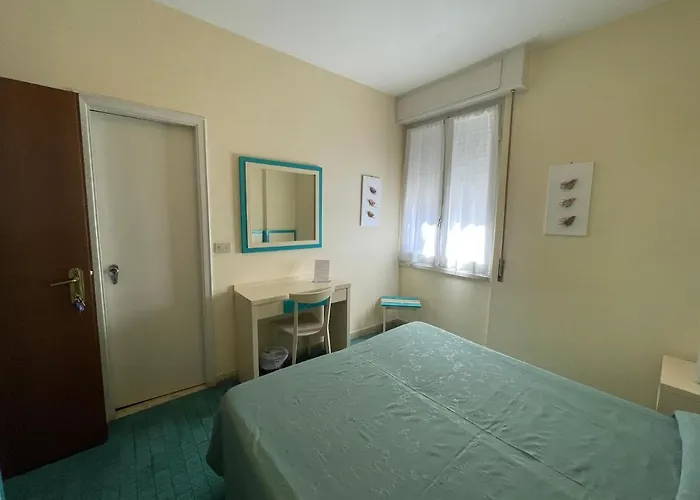 Hotel La Scogliera 2*