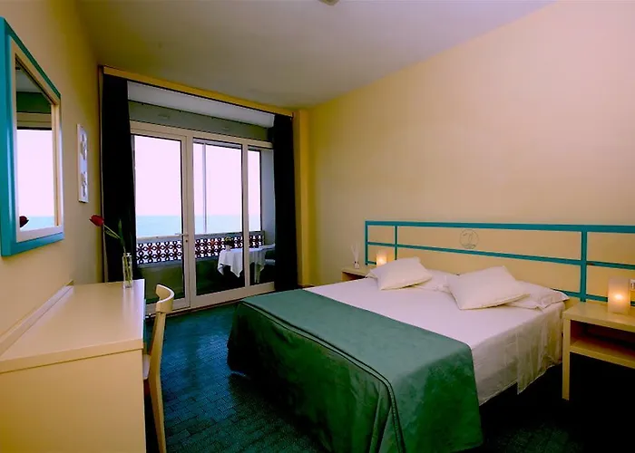 Hotel La Scogliera Cavi di Lavagna